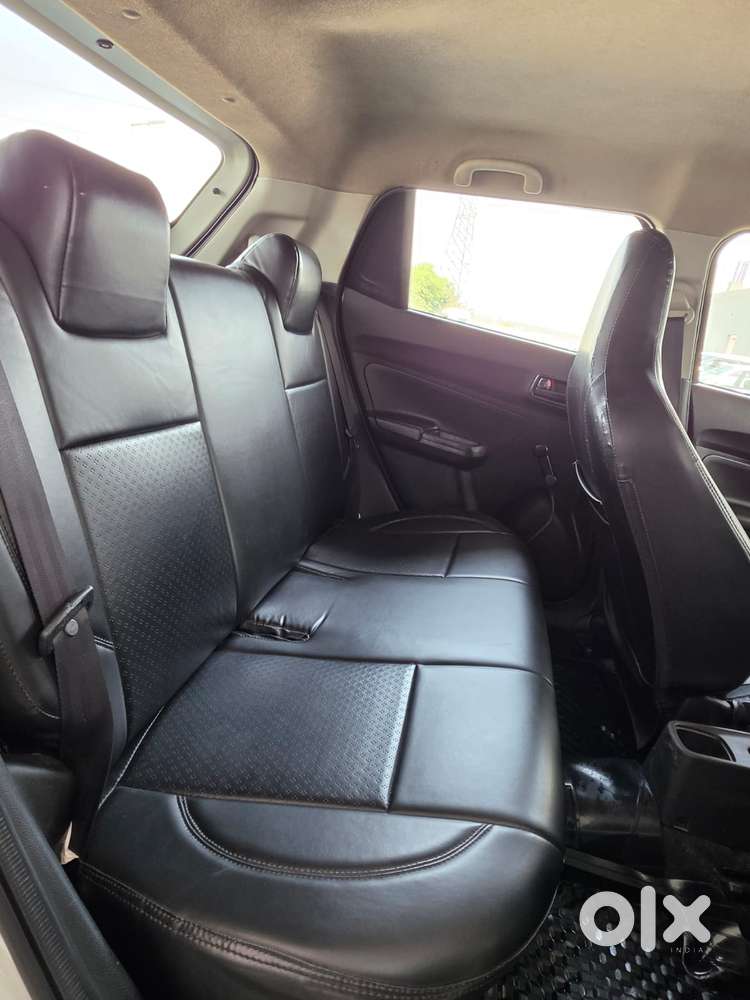 Maruti Suzuki Swift 1.2 Lxi (o), 2024, Petrol