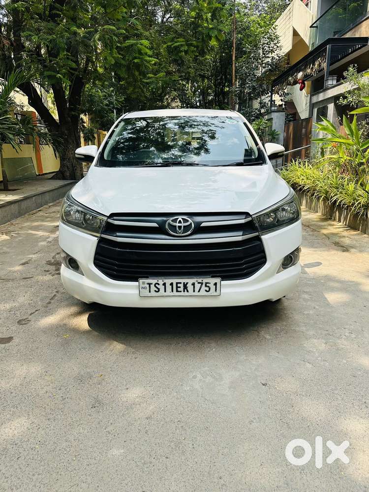 Toyota Innova Crysta 2.4 Gx Mt 8s, 2017, Diesel