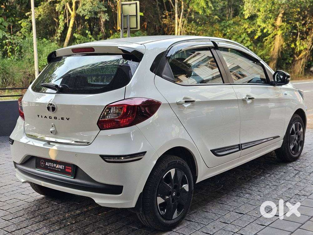 Tata Tiago Ev Xz Plus Tech Lux Lr, 2024