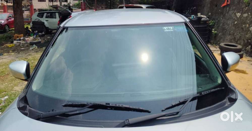 Maruti Suzuki Swift Vxi Optional, 2026