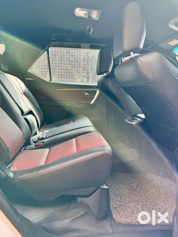 Toyota Fortuner Legender 4x2 At 2.8, 2024, Diesel