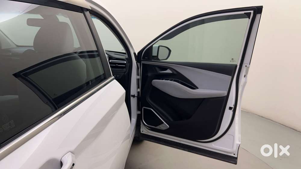 Mg Hector Sharp Pro 1.5 Turbo Mt, 2026, Petrol