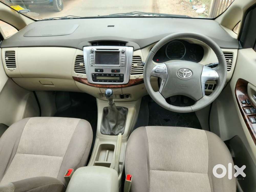 Toyota Innova 2.5 Vx 8 Str, 2014, Diesel