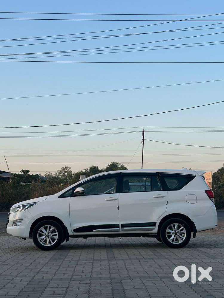 Toyota Innova Crysta