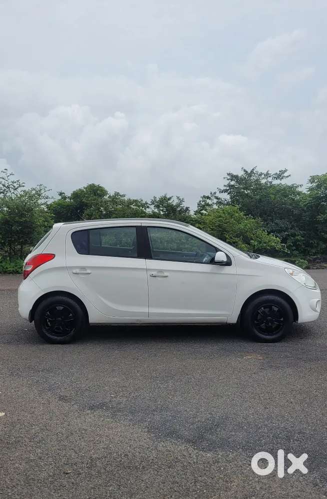  Hyundai I20 Asta 1.4 Crdi Diesel – 2012 
 Second Owner
 1,15,00