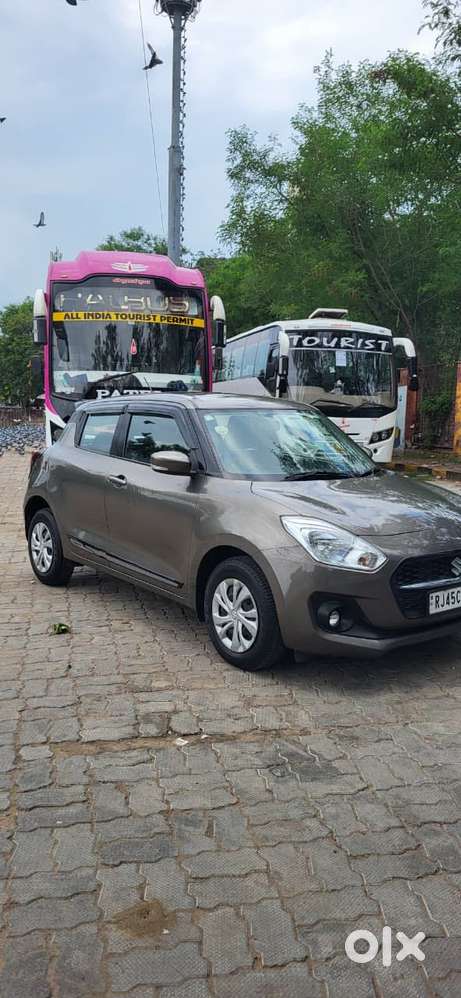 Maruti Suzuki Swift Vxi Optional, 2022, Petrol