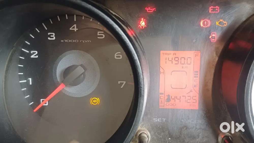 Mahindra Tuv 300 2017 Diesel Well Maintained