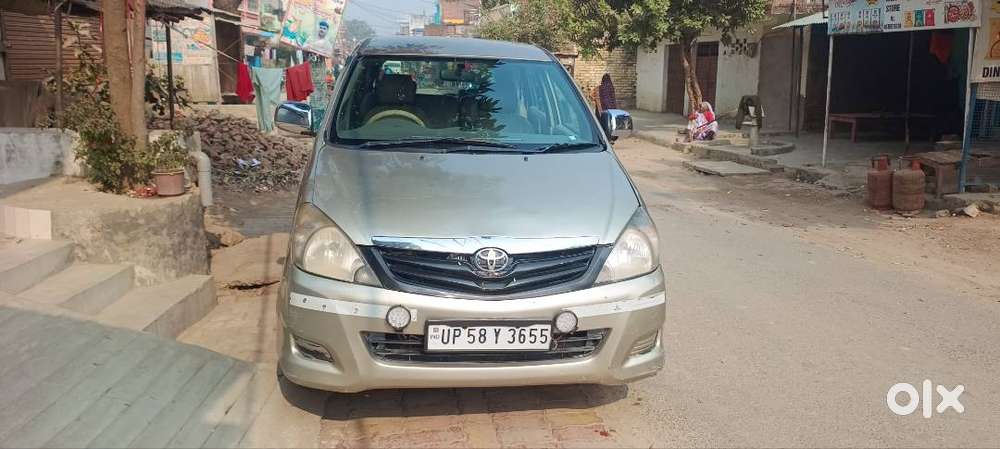 Toyota Innova 2011 Diesel Well Maintained