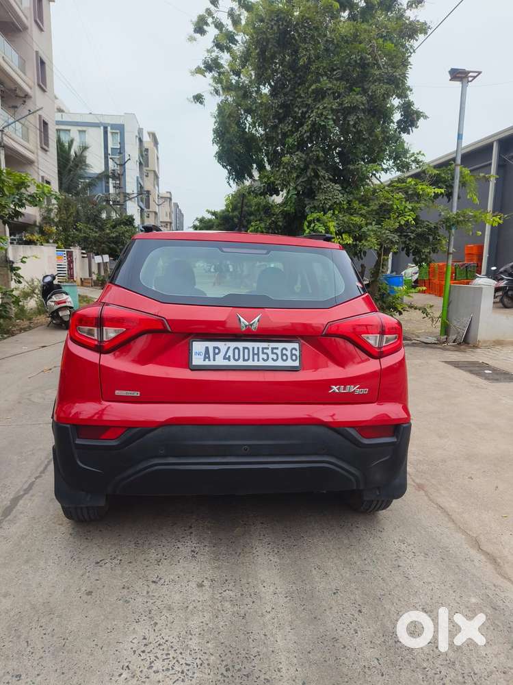 Mahindra Xuv300 W6 Amt Diesel, 2023, Diesel