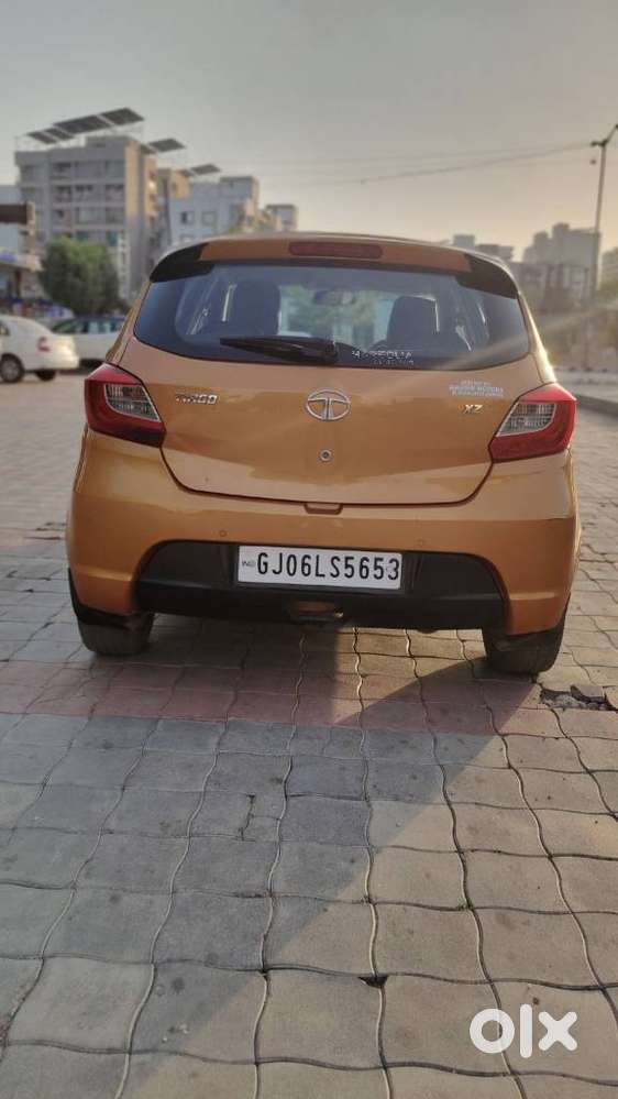 Tata Tiago 1.2 Revotron Xz Wo Alloy, 2018, Cng & Hybrids