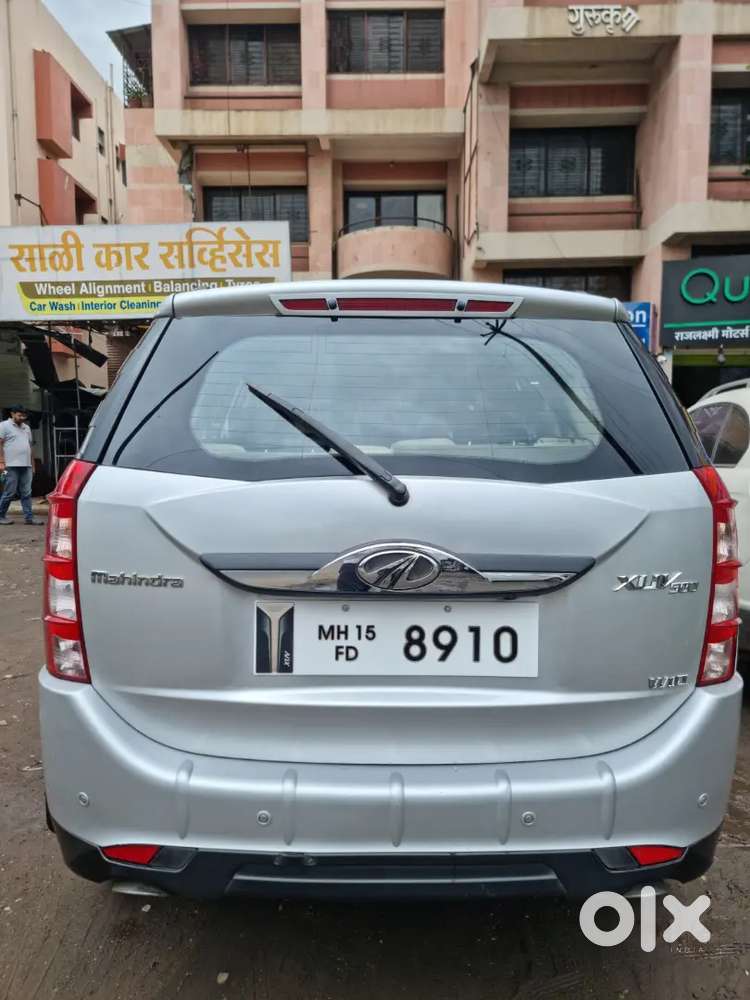 Mahindra Xuv500 2015