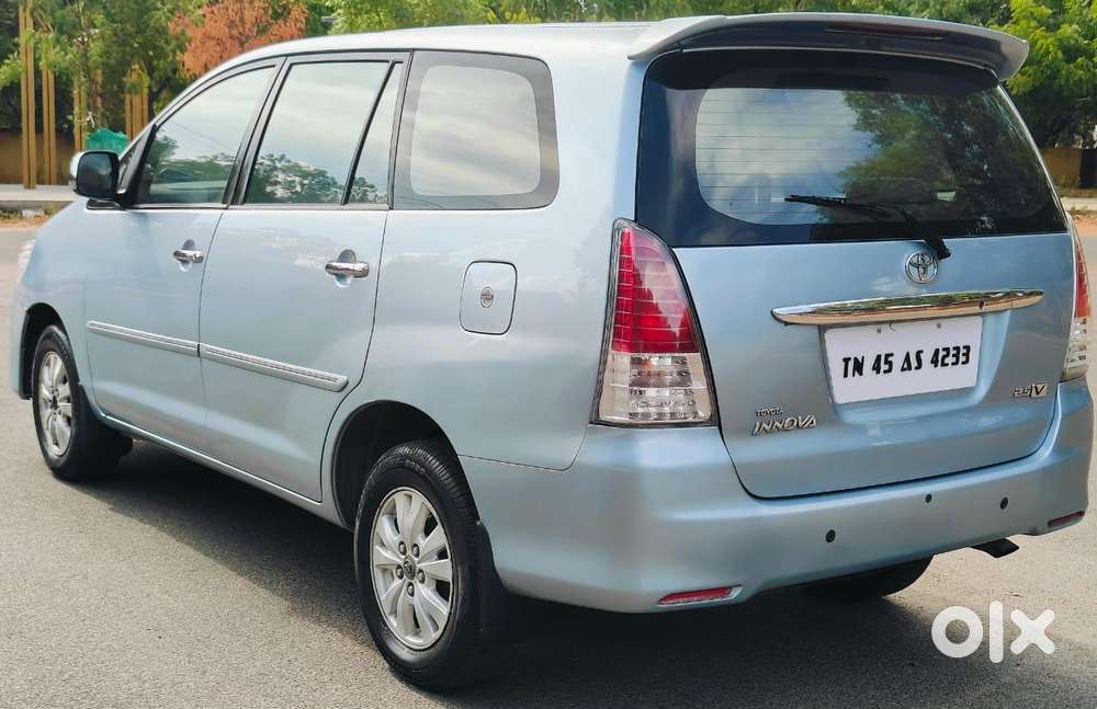 Toyota Innova 2.5 V 7 Str, 2011, Diesel