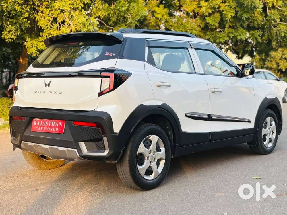 Mahindra Xuv 3xo Mx3, 2025, Diesel