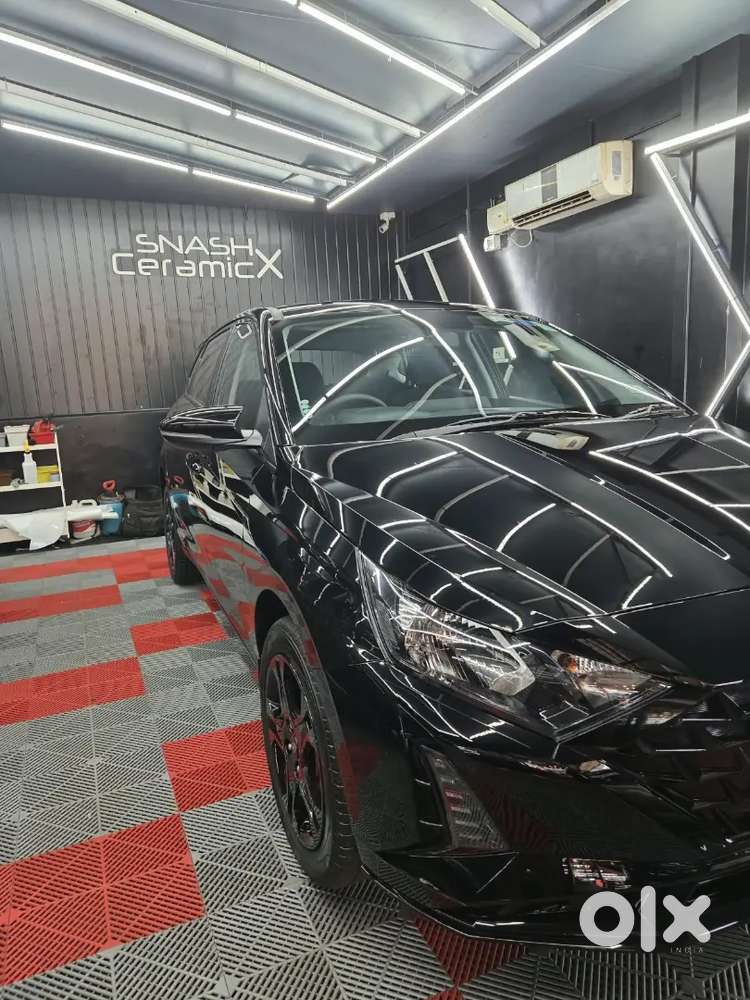 The Hyundai I20 Sportz (o) Knight Edition