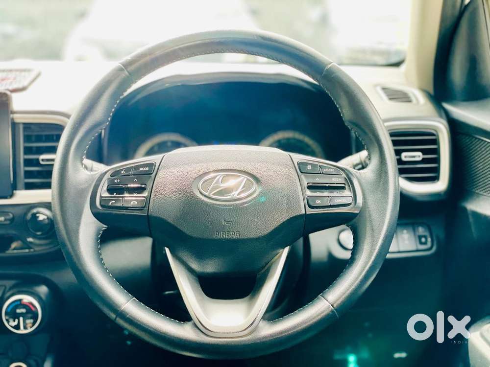Hyundai Venue 1.0 Sx (o) Turbo Dct, 2019, Petrol