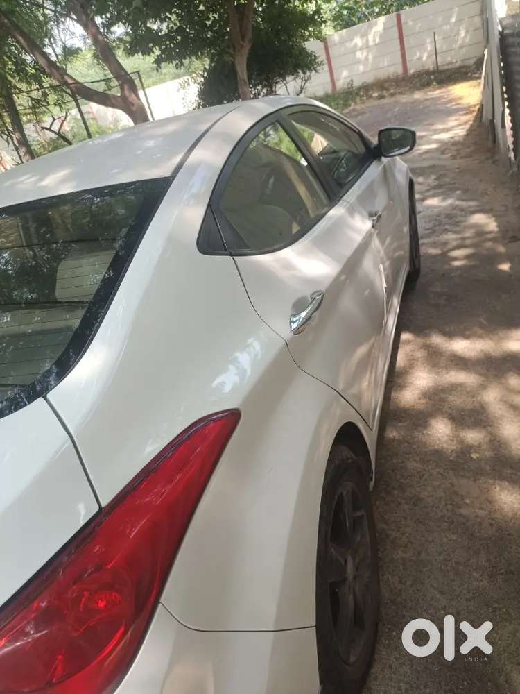 Hyundai Elantra Crdi 2014