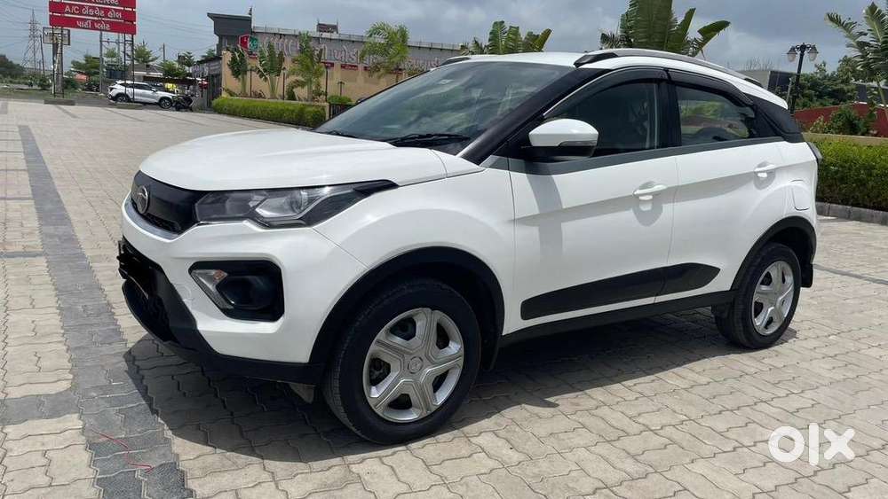 Tata Nexon Petrol Well Maintained