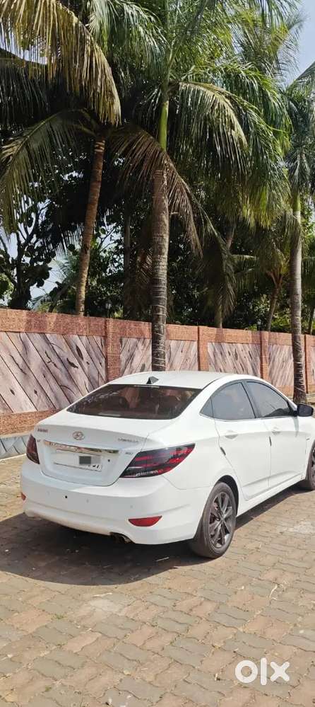 Hyundai Verna 1.6 Ex Crdi 2013