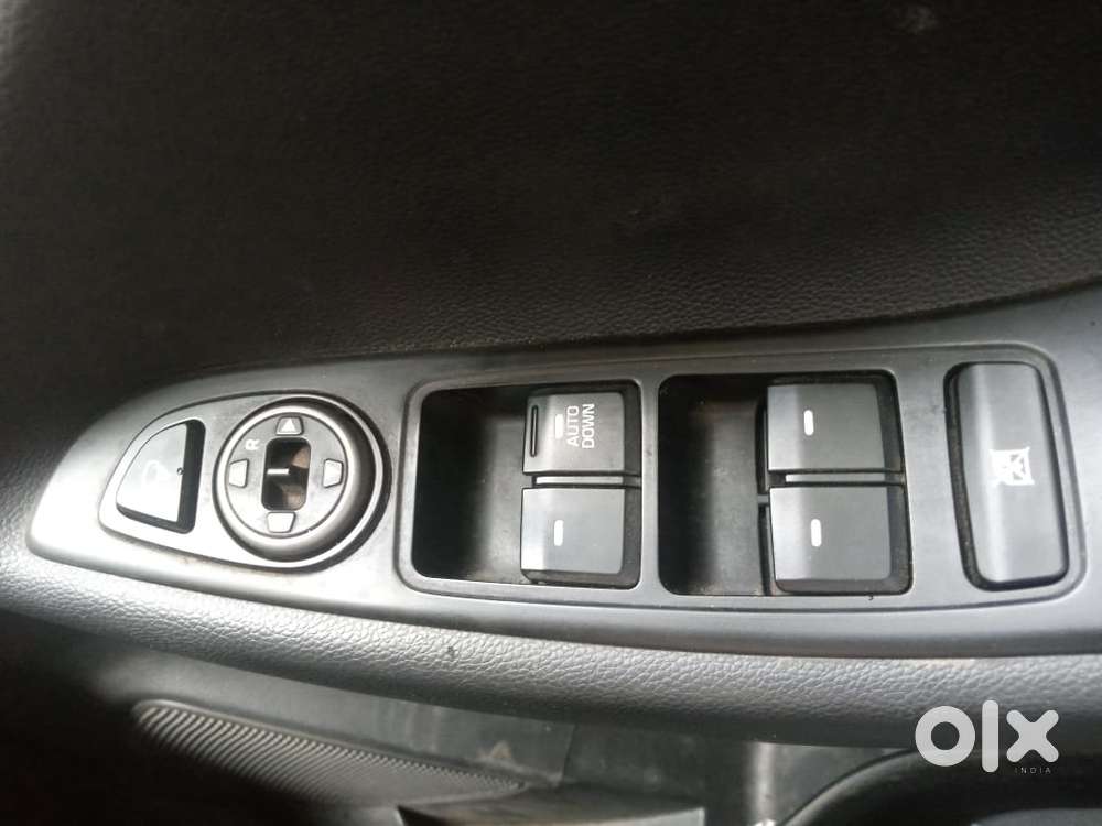 Hyundai I20 Petrol Asta Dual Tone, 2018, Petrol