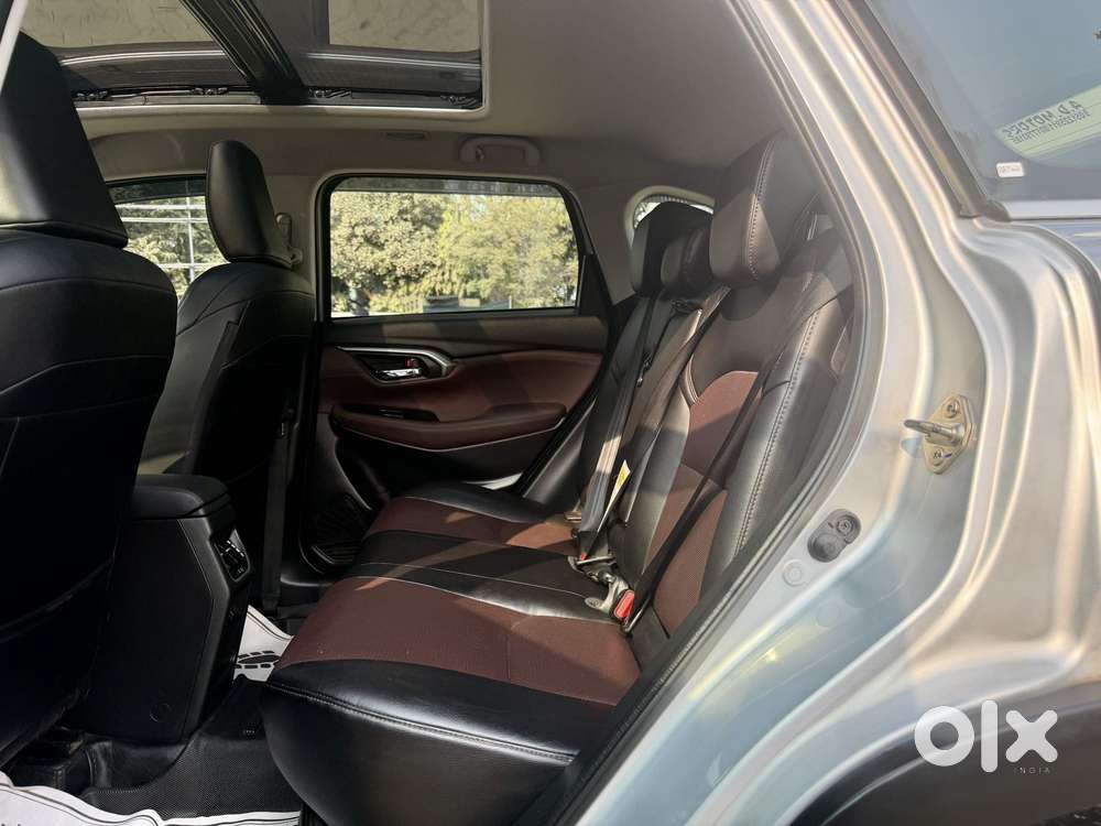 Maruti Suzuki Grand Vitara Smart Hybrid Alpha, 2024, Petrol