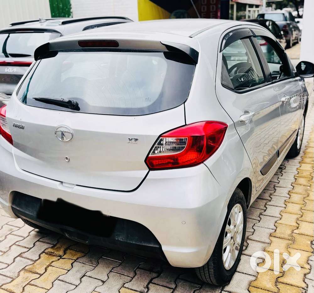 Tata Tiago 1.2 Revotron Xz (o), 2017, Petrol
