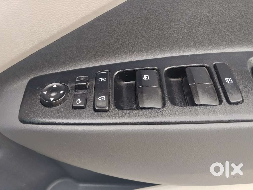 Hyundai Aura Sx Plus Automatic, 2021, Petrol