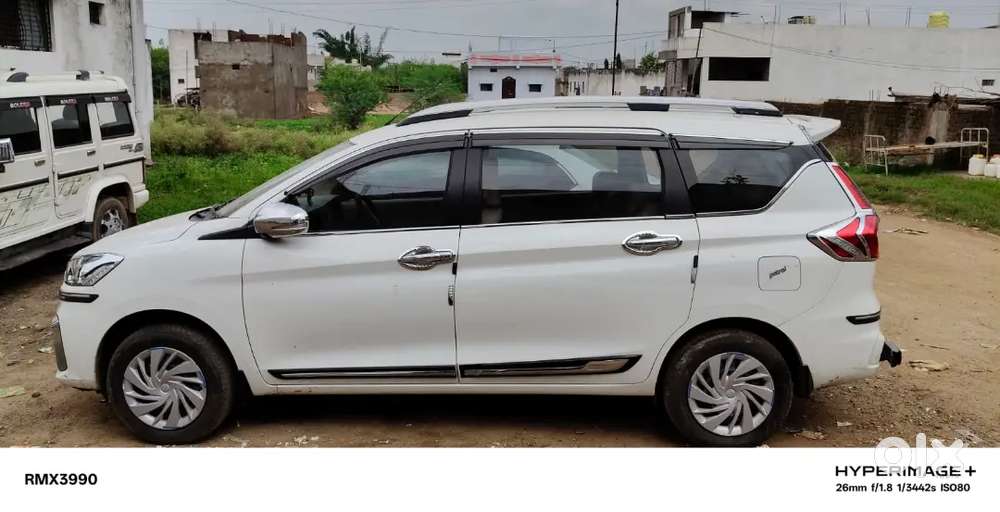 Maruti Suzuki Ertiga Vxi 2025