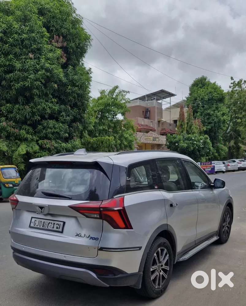 Mahindra Xuv700 2.0 Ax 7 Petrol At Str, 2022, Petrol