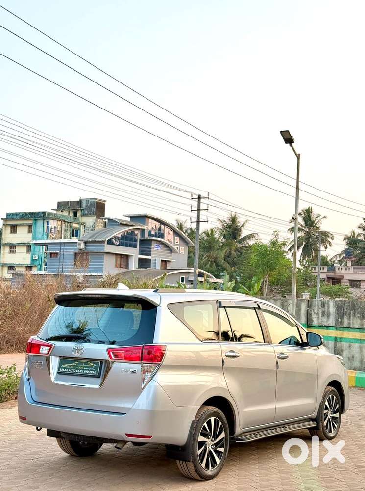 Toyota Innova Crysta 2.4 Z 7 Str, 2025, Diesel