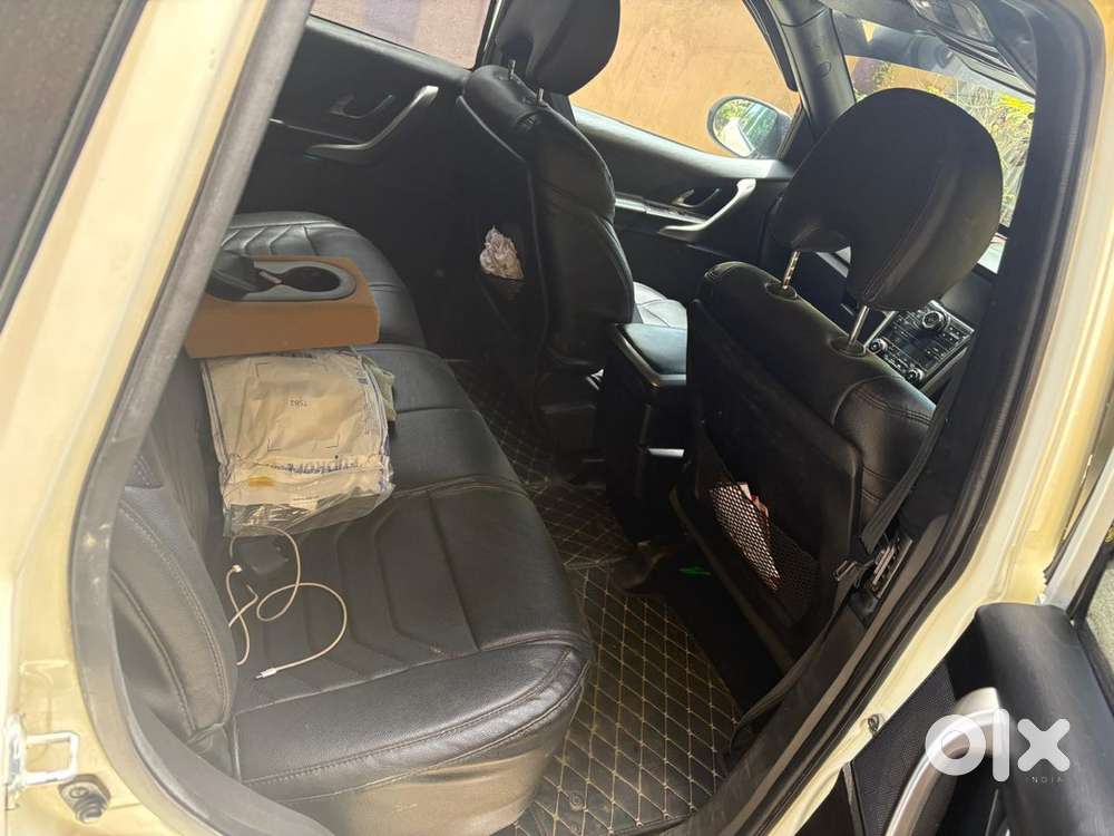 Mahindra Xuv500 2018 Diesel Well Maintained