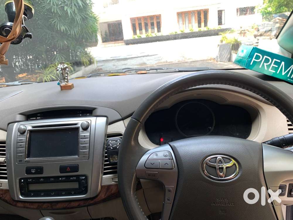 Toyota Innova (v ) Option 2013 Diesel Well Maintained