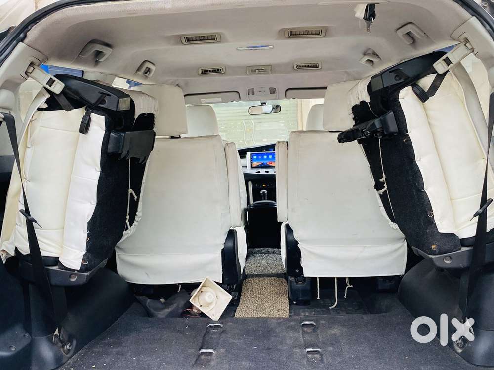 Toyota Innova Crysta 2.4 G Mt 7 Str, 2017, Diesel