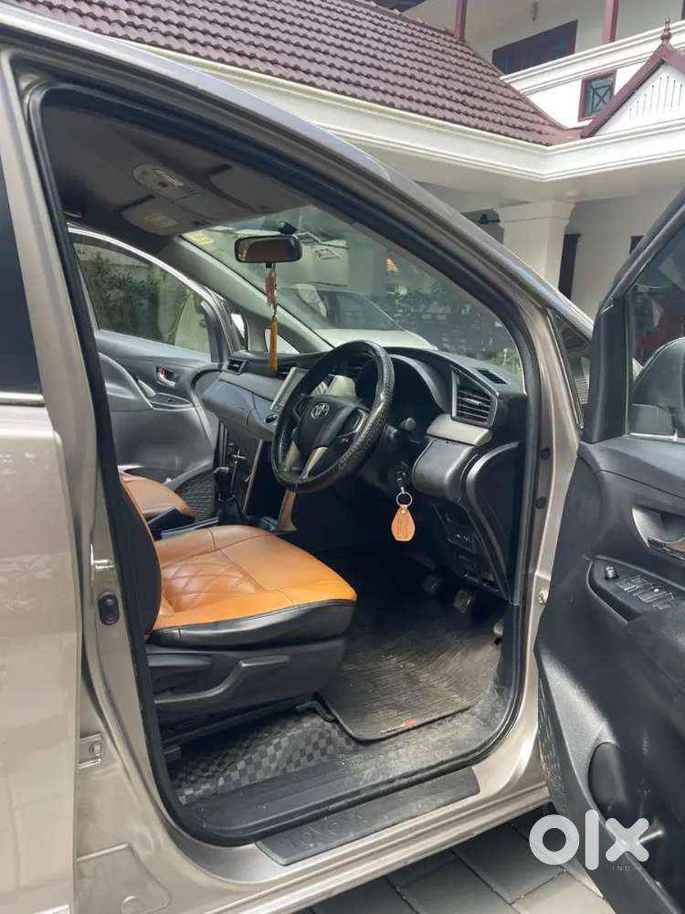 Toyota Innova Crysta 2017 Vx Mt