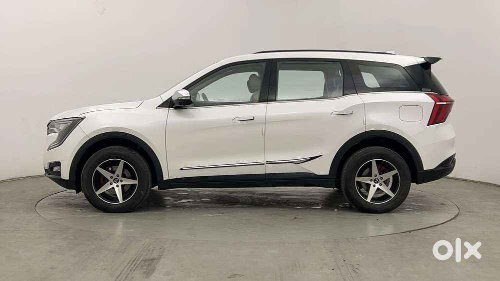Mahindra Xuv700 2.2 Ax 7 Diesel At Luxury Pack Str, 2022, Diesel