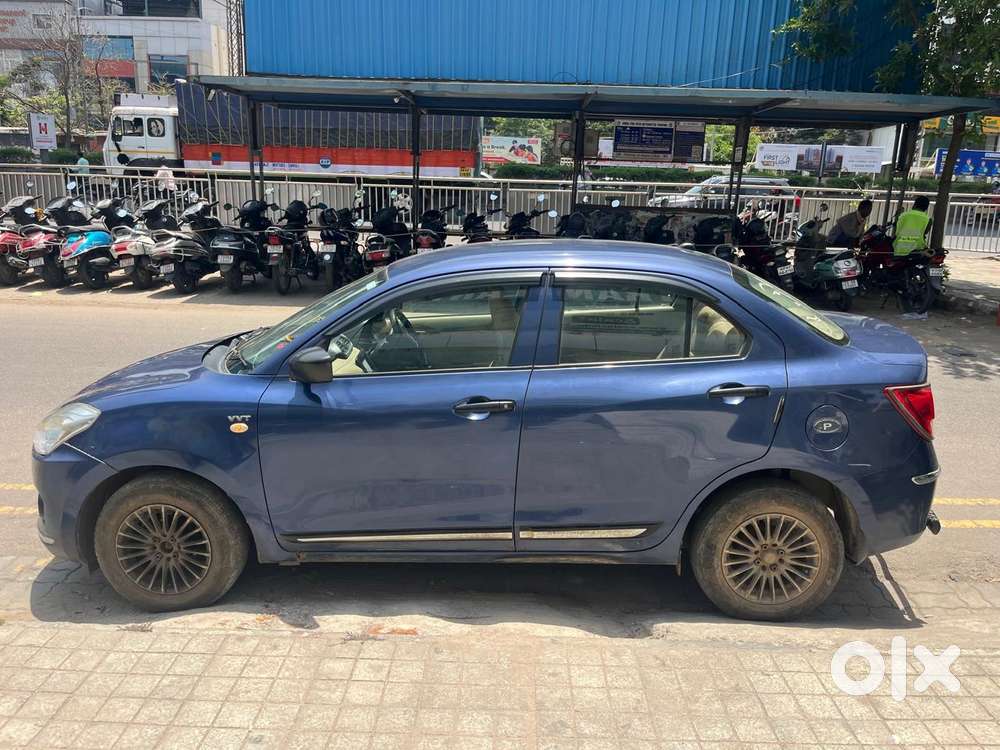 Maruti Suzuki Swift Dzire 1.2 Lxi Bsiv, 2017, Petrol