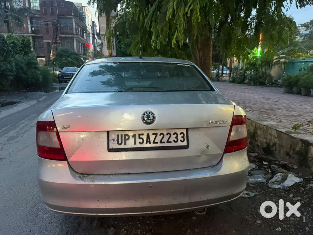 Skoda Rapid Elegance 2012
