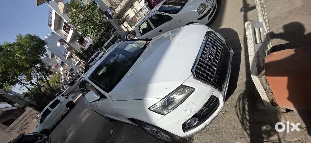 Single-handed Audi Q5 Quattro (2016) Diesel - Like New Condition
