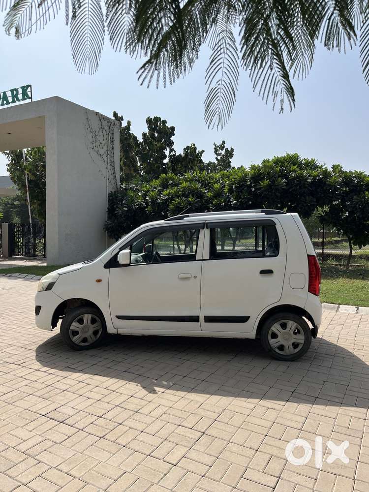 Maruti Suzuki Wagon R Vxi 1.0 Cng, 2014, Cng & Hybrids