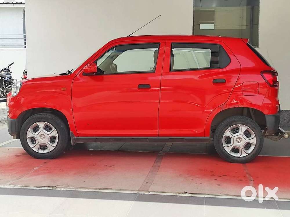 Maruti Suzuki S-presso Vxi, 2024, Petrol