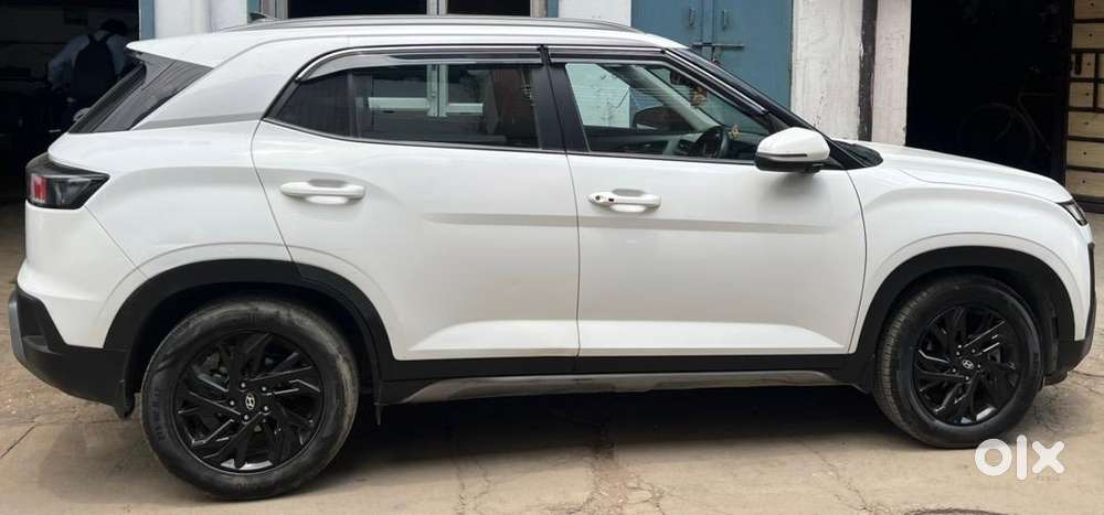 Hyundai Manual Petrol 2024