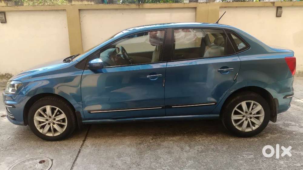 Excellent Condition Volkswagen Ameo Highline'2016 Dec Top Model