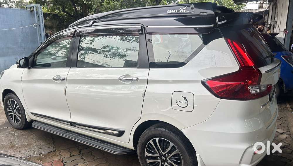 Maruti Suzuki Ertiga 1.5 Zxi Plus Shvs, 2022, Petrol