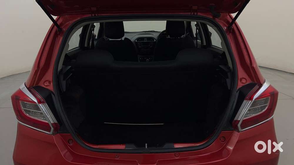 Tata Tiago Xza, 2017, Petrol