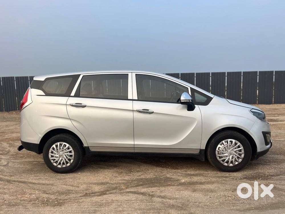 Mahindra Marazzo M2, 2020, Diesel