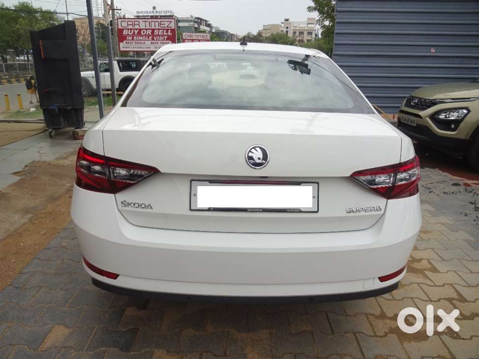 Skoda Superb Style 1.8, 2016, Petrol