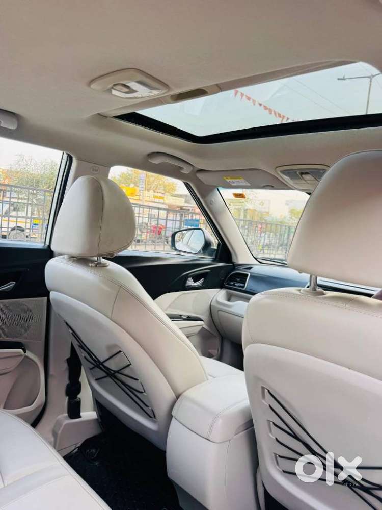 Mahindra Xuv300 W8 Option Diesel, 2019, Diesel