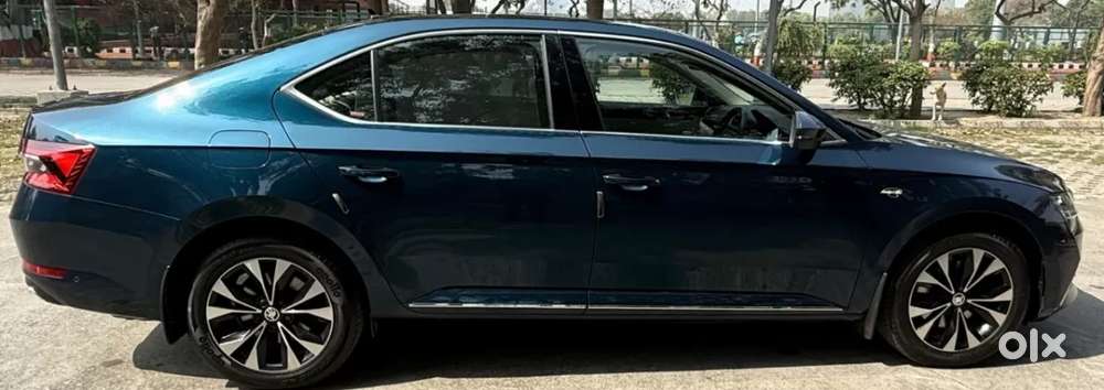 Skoda Superb 2.0 L&k Tsi At, 2022, Petrol