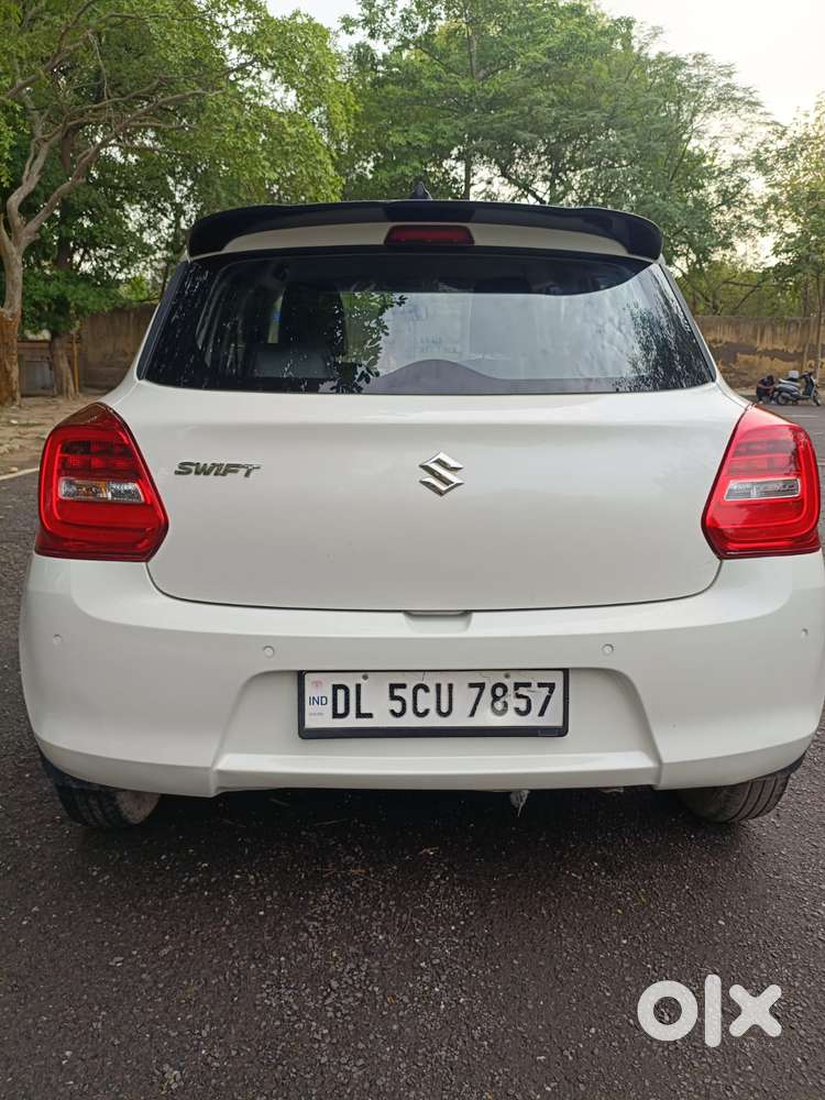 Maruti Suzuki Swift 1.2 Vxi (o), 2023, Petrol