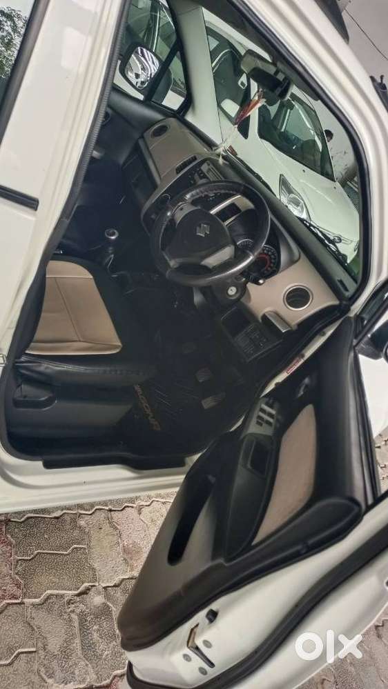 Maruti Suzuki Wagon R Vxi 1.0, 2015, Petrol