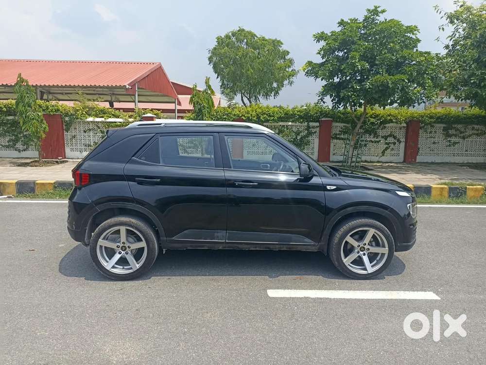 Hyundai Venue S 1.2 Petrol, 2024, Petrol